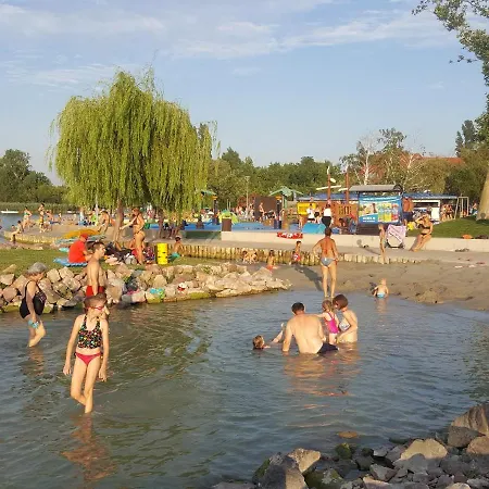In Fonyod/balaton 39889 Holiday home Fonyod