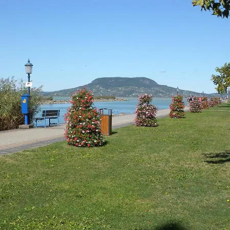 In Fonyod/balaton 39889 Holiday home Fonyod
